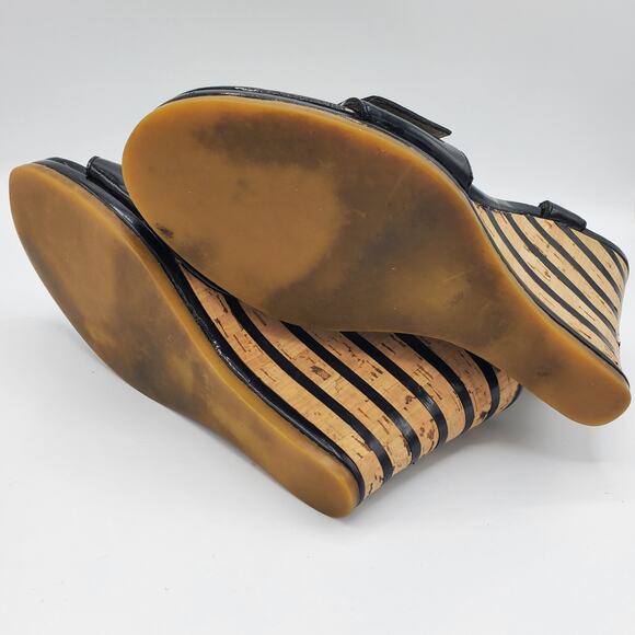 Michael Kors Pacific Patent Leather Wedge Buckle Strap Sandal Heel Shoe 7.5 - Picture 5 of 10